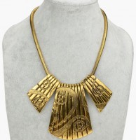 Maxi Colar dourado com 3 peças